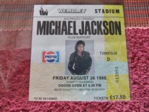 great-condition-michael-jackson-bad_360_6bbdcb36a52c0fad8764fd78a517e71f