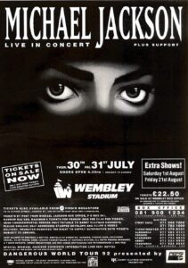 michael-jackson-wembley-stadium-london-united-kingdom-1992-07-30-33d470