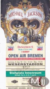 [www.mjjcollectors.com][237]Dangerous_Tour___4d54471a4114f