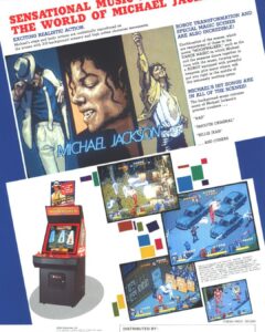 Folleto publicitario del videojuego arcade Moonwalker de Sega que muestra capturas de pantalla del juego y una ilustración de Michael Jackson.